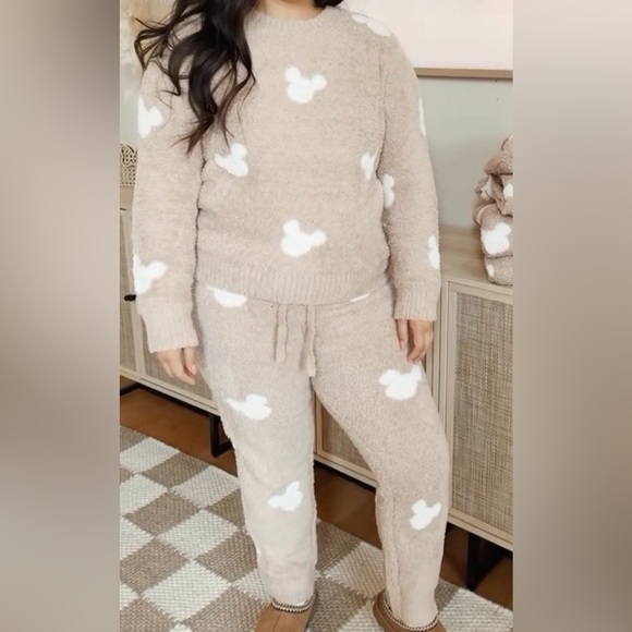 Magical little babes mickey lounge set - Picture 2 of 2